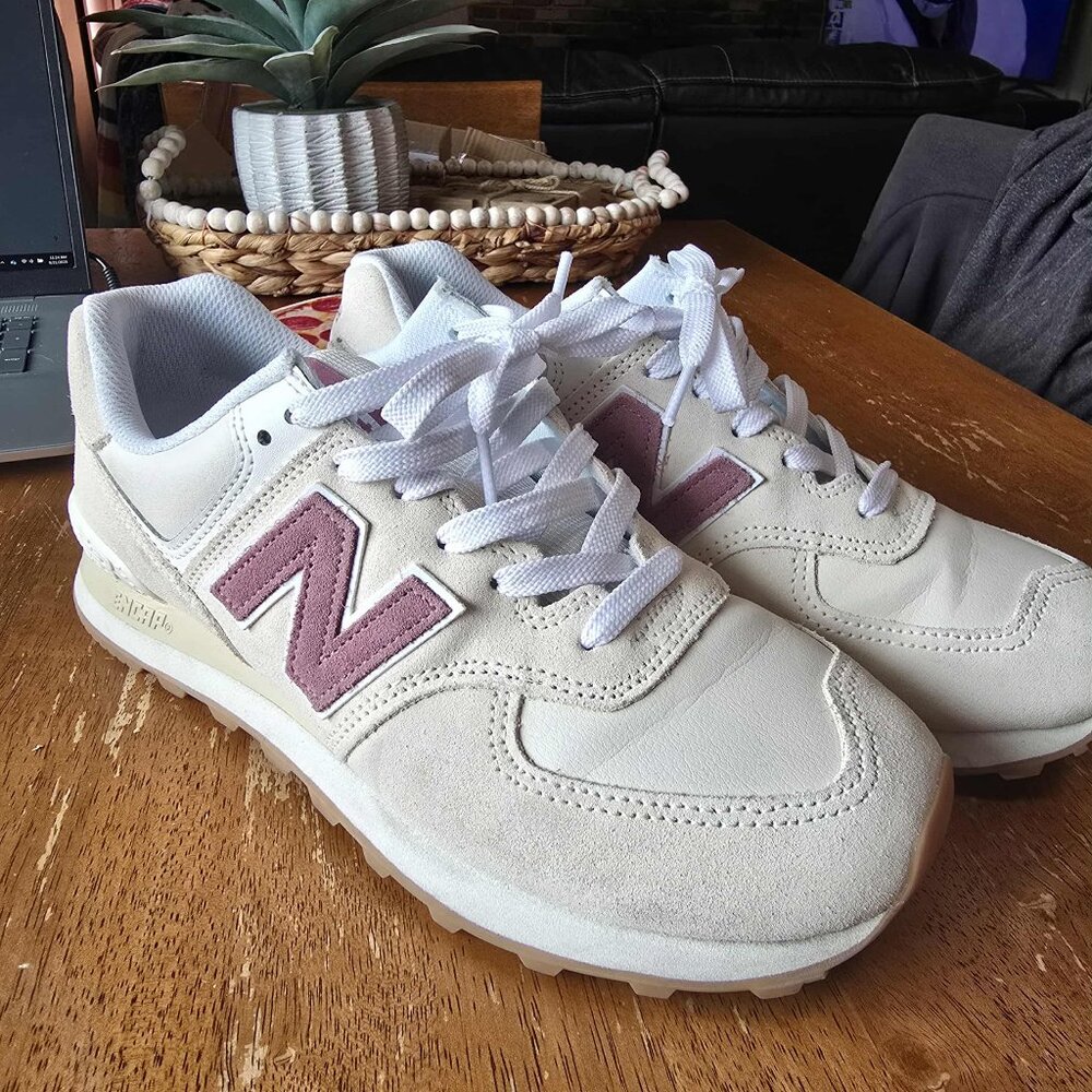 New Balance 574s - Linen Rosewood